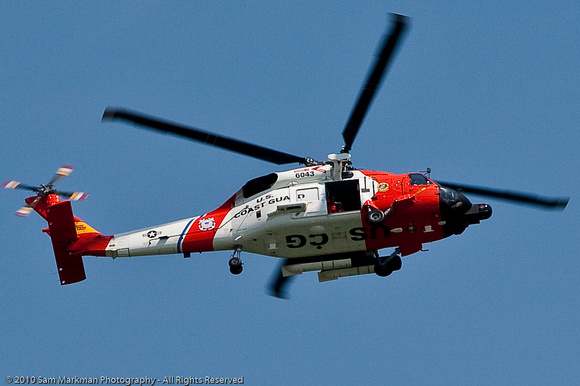 Coast Guard Helicoptor flew overhead