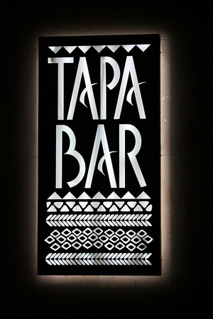 Tapa Bar & Lounge